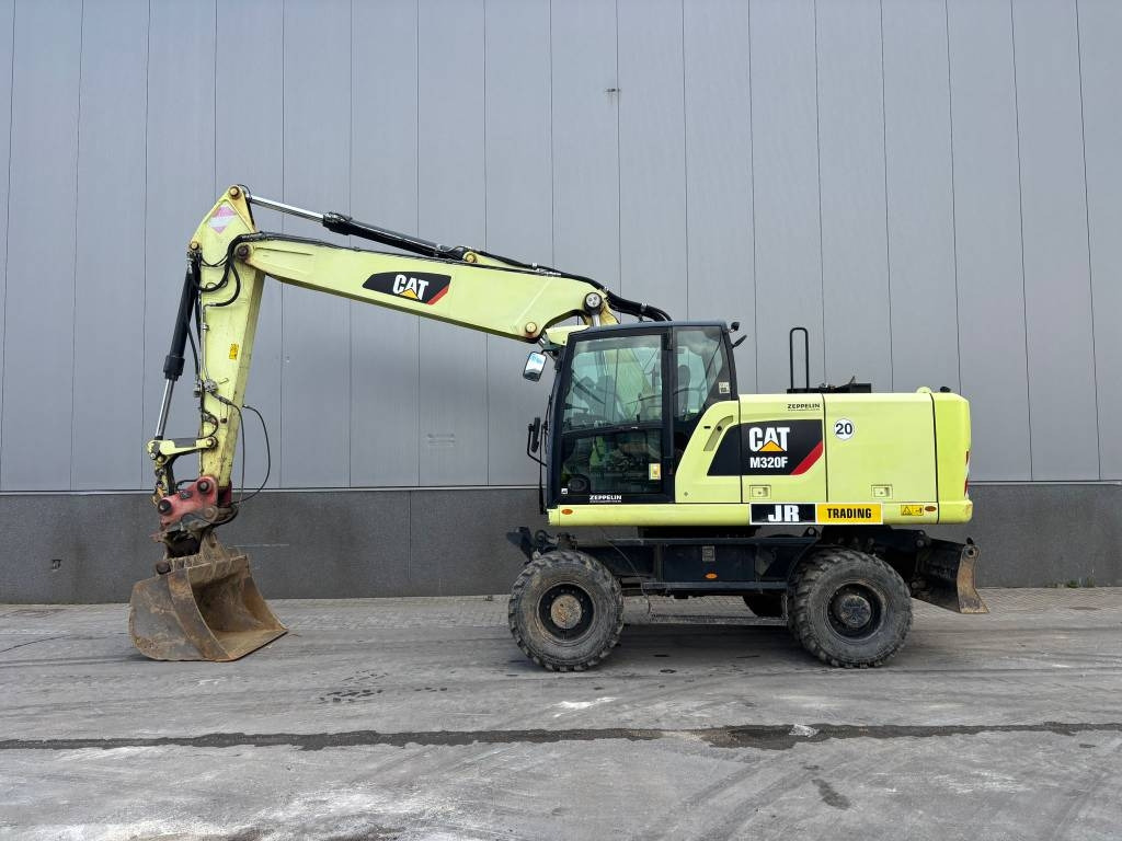 CAT M 320 F (Under Preparation) - Excavadora de ruedas: foto 1 CAT M 320 F (Under Preparation) - Excavadora de ruedas: foto 1