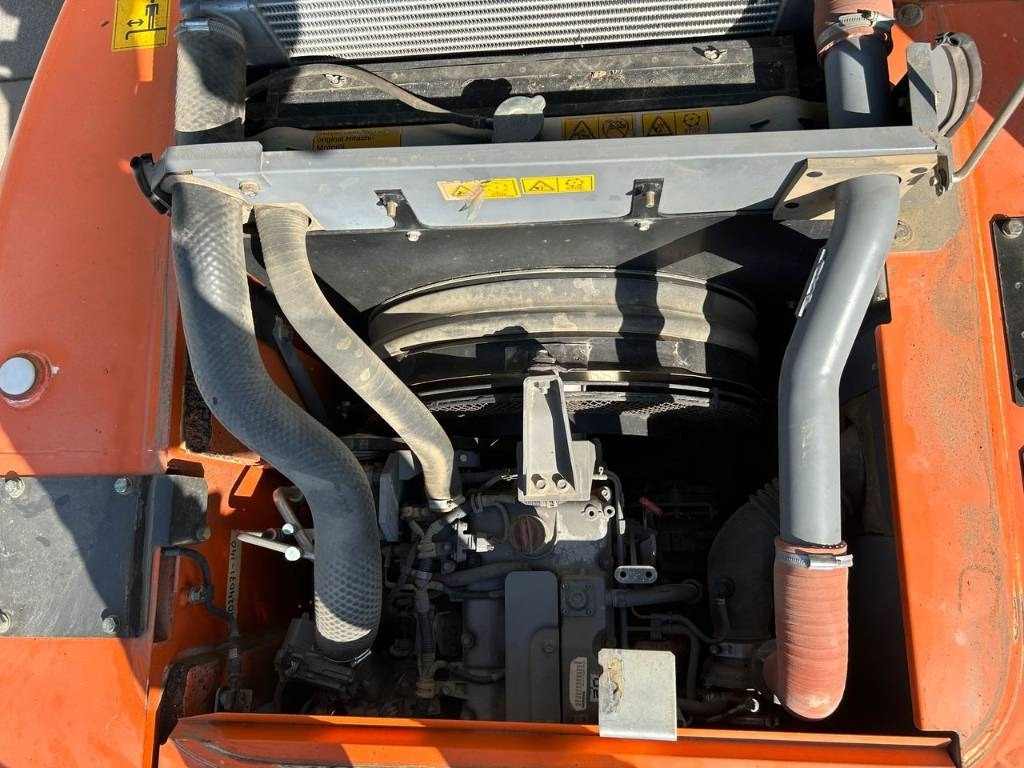 Excavadora de ruedas Hitachi ZX 140 W-5B: foto 25