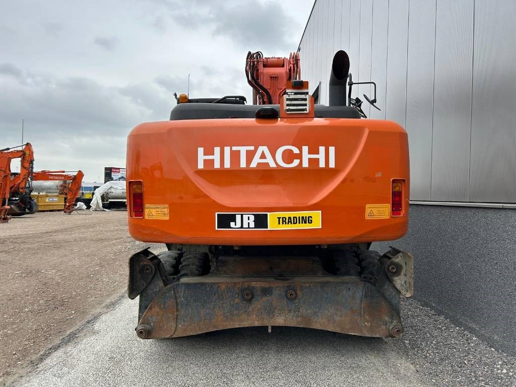 Hitachi ZX220W-5B - Excavadora de ruedas: foto 4 Hitachi ZX220W-5B - Excavadora de ruedas: foto 4