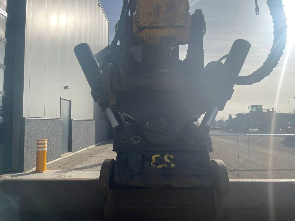 Excavadora de cadenas Liebherr R 926 LC: foto 9