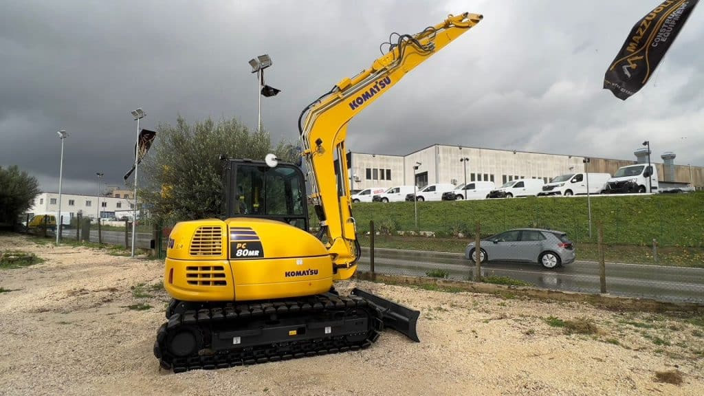 Komatsu PC80 MR-5 - Miniexcavadora: foto 4 Komatsu PC80 MR-5 - Miniexcavadora: foto 4