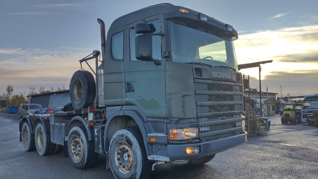 Scania R144 530 8x4 RASKASVETURI - Cabeza tractora: foto 1 Scania R144 530 8x4 RASKASVETURI - Cabeza tractora: foto 1