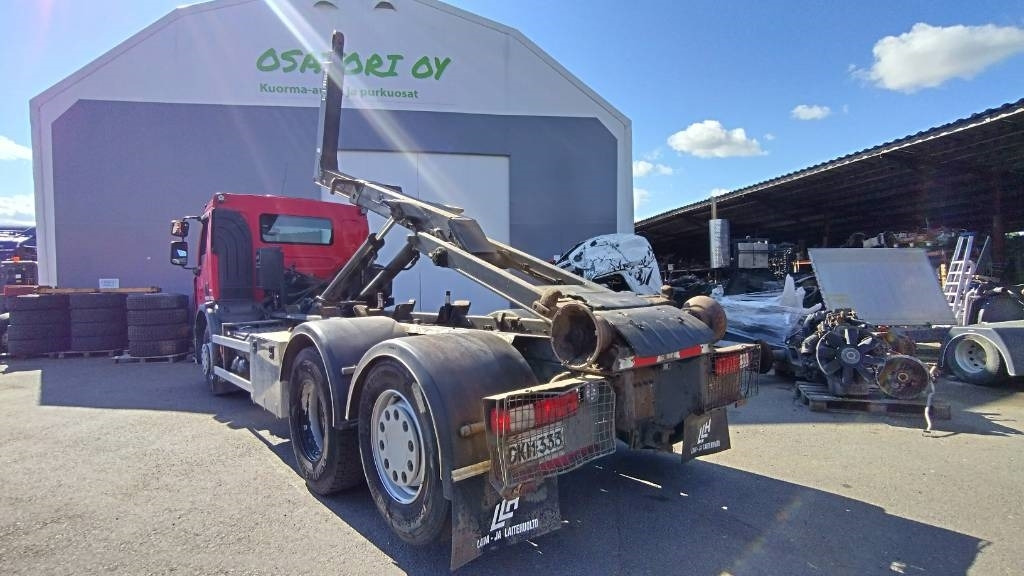 Renault Premium 380dxi 5,30m multilift koukkulaite - Camión multibasculante: foto 3 Renault Premium 380dxi 5,30m multilift koukkulaite - Camión multibasculante: foto 3