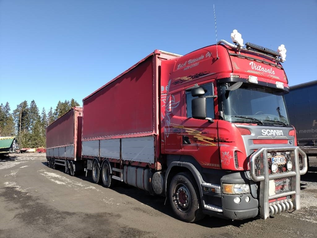 Scania Nousukapelli+Jyki kärry 3m sisäkork.liukukatot - Camión lona: foto 2 Scania Nousukapelli+Jyki kärry 3m sisäkork.liukukatot - Camión lona: foto 2