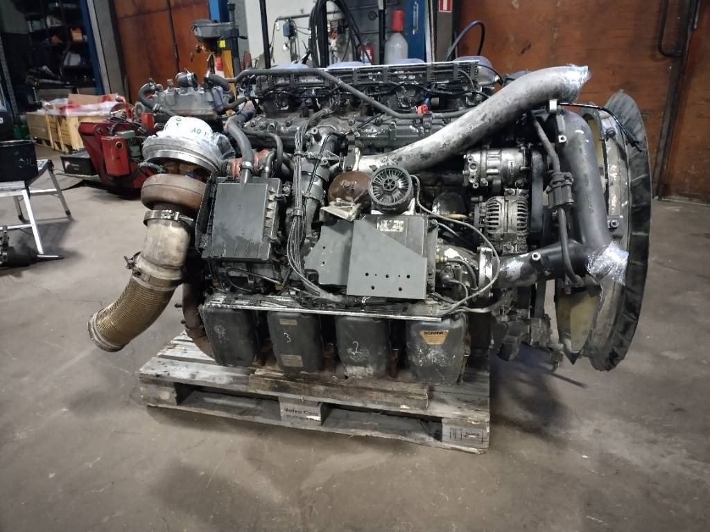 Scania R 164 TÄYS KUNNOSTETTU - Motor para Camión: foto 1 Scania R 164 TÄYS KUNNOSTETTU - Motor para Camión: foto 1