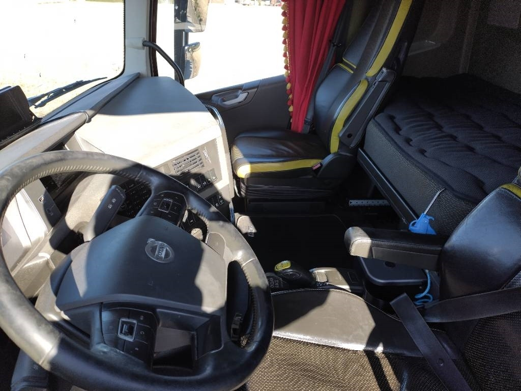 Leasing de Volvo FH750 8x4 alusta  Volvo FH750 8x4 alusta: foto 6