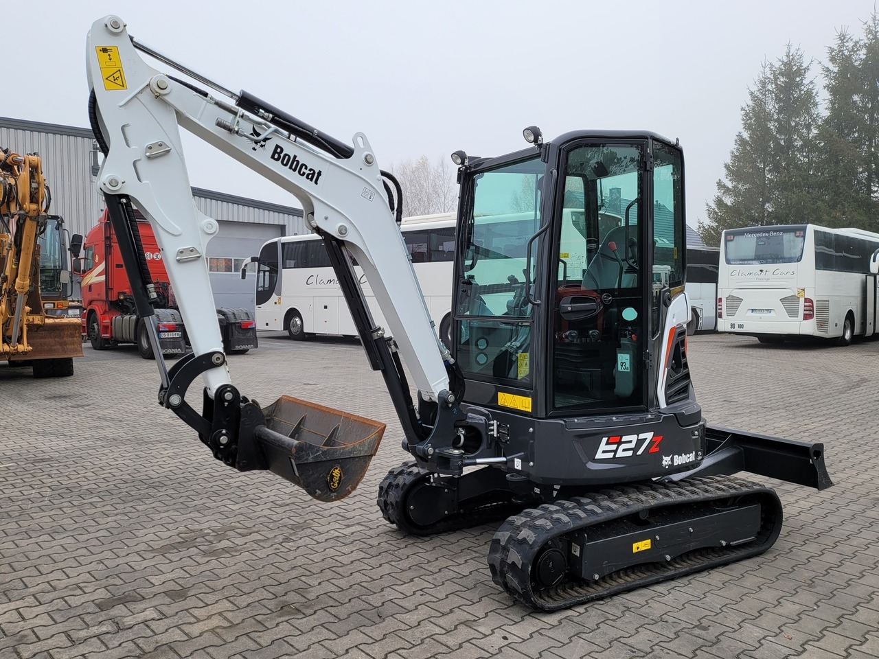 BOBCAT E27 Z / IMPORTED FROM FRANCE/ 30 MTH - Excavadora de cadenas: foto 1 BOBCAT E27 Z / IMPORTED FROM FRANCE/ 30 MTH - Excavadora de cadenas: foto 1