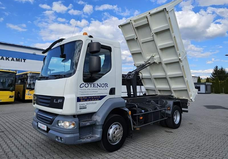DAF LF 55.220 / SPROWADZONY Z FRANCJI / 119 000 KM - Camión volquete: foto 1 DAF LF 55.220 / SPROWADZONY Z FRANCJI / 119 000 KM - Camión volquete: foto 1