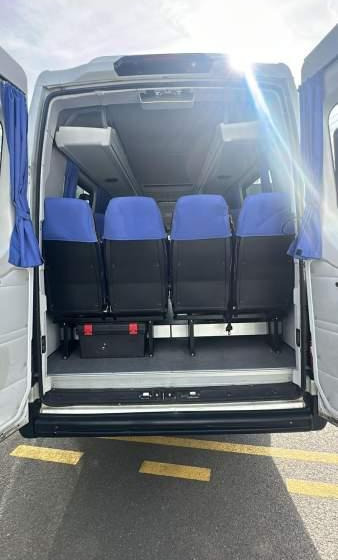 Iveco DAILY/ SPROWADZONE / 2X KLIMA / TV / 108 000 KM - Minibús, Furgoneta de pasajeros: foto 5 Iveco DAILY/ SPROWADZONE / 2X KLIMA / TV / 108 000 KM - Minibús, Furgoneta de pasajeros: foto 5
