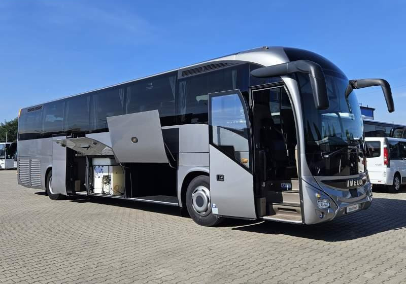 Iveco MAGELYS HD / SPROWADZONY/ MANUAL/ EURO 6 - Autocar: foto 3 Iveco MAGELYS HD / SPROWADZONY/ MANUAL/ EURO 6 - Autocar: foto 3