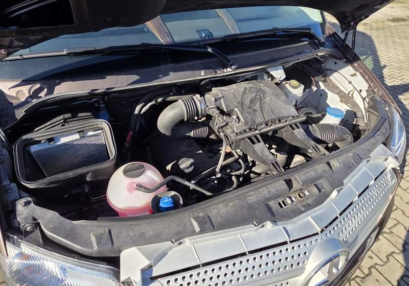 Autocar Mercedes-Benz SPICA / SPROWADZONY/ SILNIK 3.0. 190 KM: foto 33 Autocar Mercedes-Benz SPICA / SPROWADZONY/ SILNIK 3.0. 190 KM: foto 33