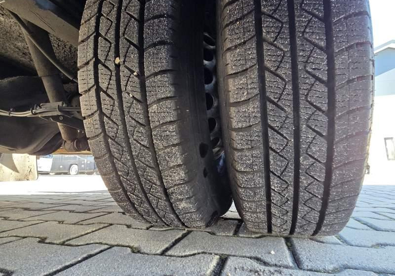 Autocar Mercedes-Benz SPICA / SPROWADZONY/ SILNIK 3.0. 190 KM: foto 37 Autocar Mercedes-Benz SPICA / SPROWADZONY/ SILNIK 3.0. 190 KM: foto 37