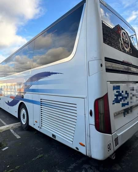 VanHool TX15 ACRON / SPROWADZONY / MANUAL / PANORAMA DACH - Autocar: foto 2 VanHool TX15 ACRON / SPROWADZONY / MANUAL / PANORAMA DACH - Autocar: foto 2