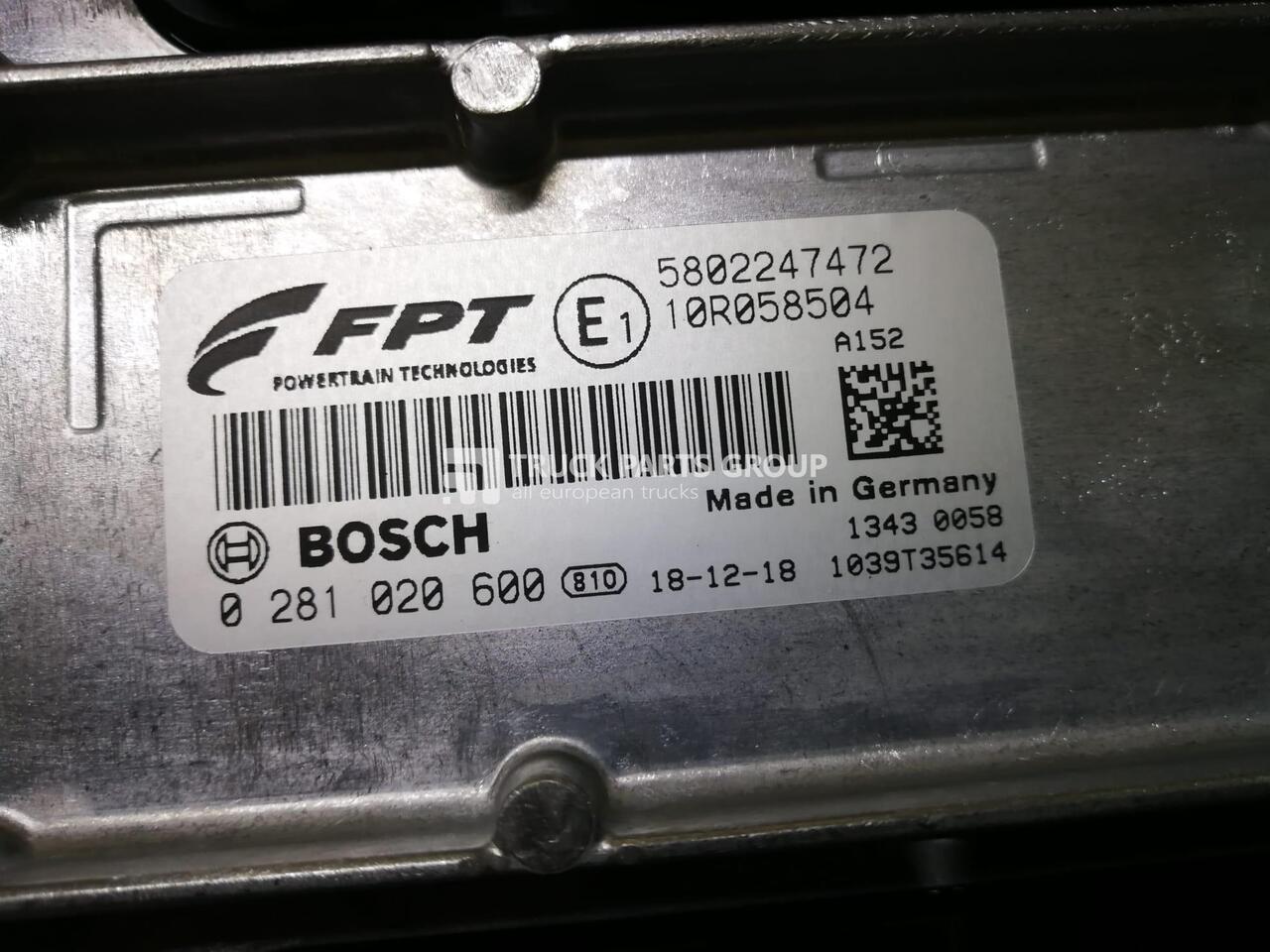 Holland, Valtra Bosch engine control unit, ECU, EDC17CV41 EDC17CV41C 837097168 P1300_2_3_0, EDC17CV41 0281020600 5802247472 - Unidad de control para Camión: foto 1 Holland, Valtra Bosch engine control unit, ECU, EDC17CV41 EDC17CV41C 837097168 P1300_2_3_0, EDC17CV41 0281020600 5802247472 - Unidad de control para Camión: foto 1