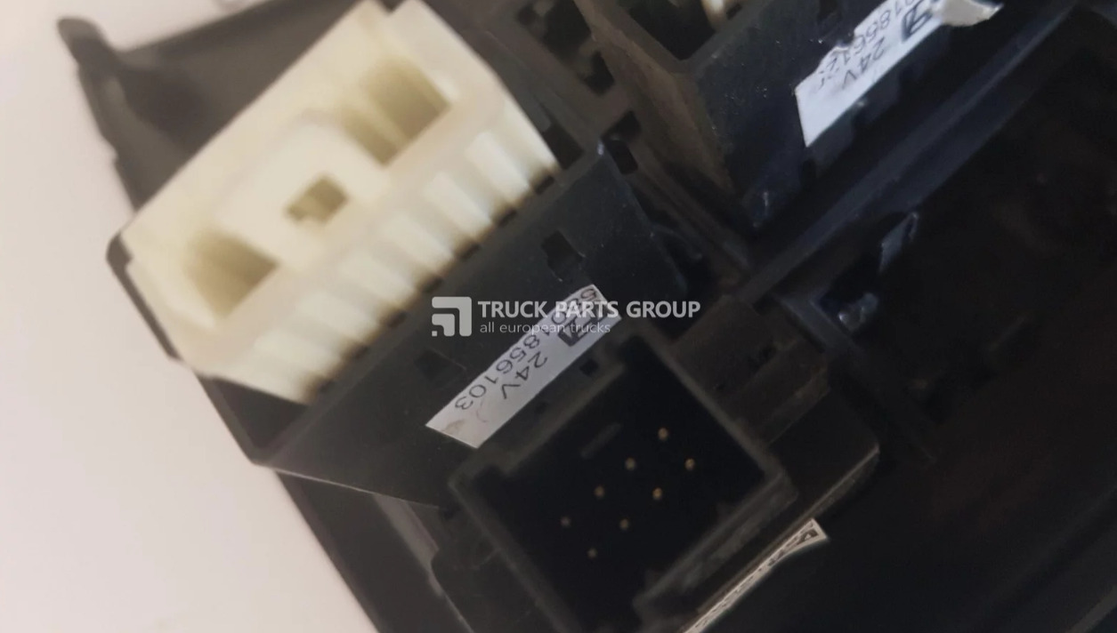 IVECO IVECO STRALIS EURO6 gearshift control, gearbox control switch buttons 5801856139, 5801654939, 5801856103, 5801721121, 5801281040, 5801328718, 4460650730, 504362202, 5801718341, 504388754, 0281020146, - Caja de cambios y piezas para Camión: foto 5 IVECO IVECO STRALIS EURO6 gearshift control, gearbox control switch buttons 5801856139, 5801654939, 5801856103, 5801721121, 5801281040, 5801328718, 4460650730, 504362202, 5801718341, 504388754, 0281020146, - Caja de cambios y piezas para Camión: foto 5