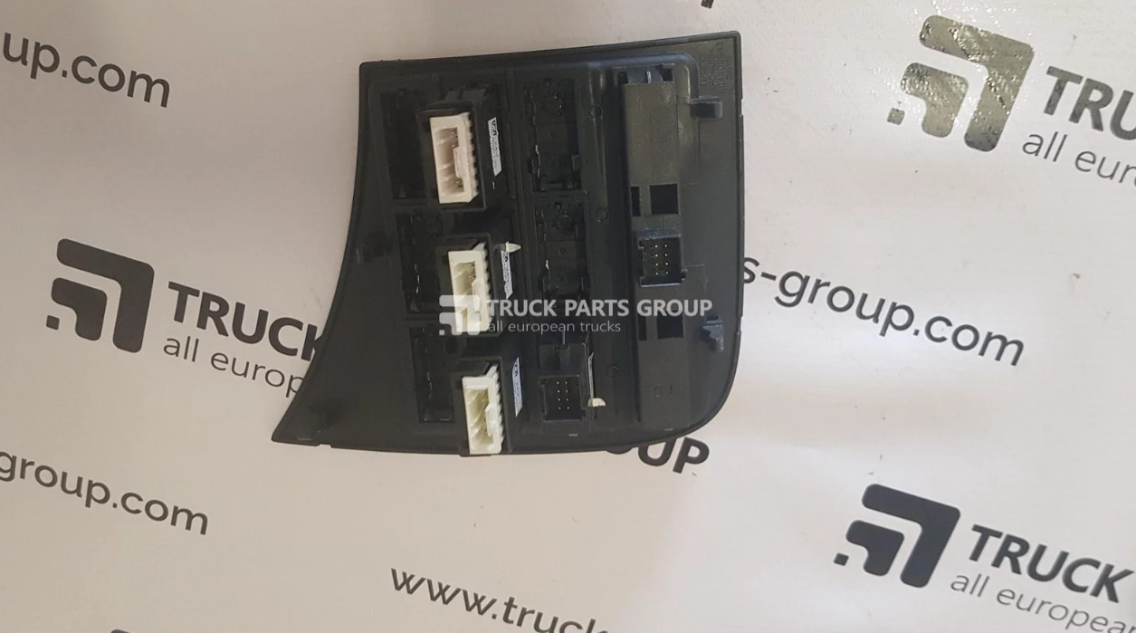 IVECO IVECO STRALIS EURO6 gearshift control, gearbox control switch buttons 5801856139, 5801654939, 5801856103, 5801721121, 5801281040, 5801328718, 4460650730, 504362202, 5801718341, 504388754, 0281020146, - Caja de cambios y piezas para Camión: foto 2 IVECO IVECO STRALIS EURO6 gearshift control, gearbox control switch buttons 5801856139, 5801654939, 5801856103, 5801721121, 5801281040, 5801328718, 4460650730, 504362202, 5801718341, 504388754, 0281020146, - Caja de cambios y piezas para Camión: foto 2