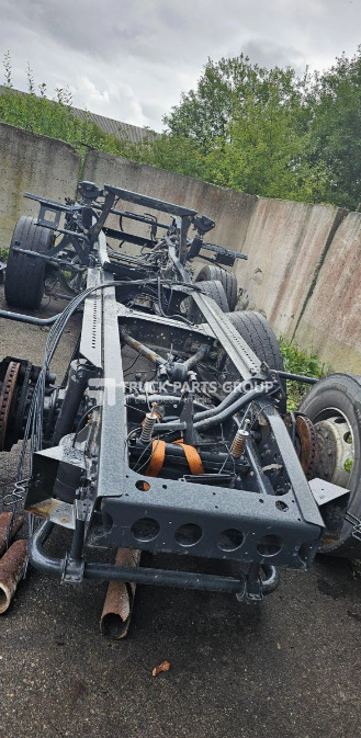 IVECO IVECO STRALIS EURO6 frame units, front frame, rear frame units 9948689, 99486841, 41031510, 41032379, 41033241, 41036073, 41213881, 504027363, 2883615, 41201584, 41221001, 41201584, 2883943, 99486839, - Recambio para Camión: foto 2 IVECO IVECO STRALIS EURO6 frame units, front frame, rear frame units 9948689, 99486841, 41031510, 41032379, 41033241, 41036073, 41213881, 504027363, 2883615, 41201584, 41221001, 41201584, 2883943, 99486839, - Recambio para Camión: foto 2