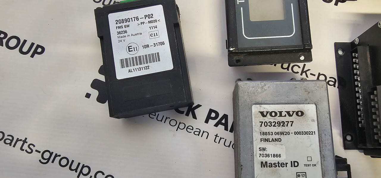 Volvo VOLVO, SCANIA BUS electronic FMS GW, switching converter, vip2000 STD Node2 unit, vbox 3600 c1 Multiq, Thoreb LCD 11085A, 1449519, 20890176, 20890176-P02, B12B 138126, 10R-31706, 70329277, 14390, 1449 - Unidad de control: foto 4 Volvo VOLVO, SCANIA BUS electronic FMS GW, switching converter, vip2000 STD Node2 unit, vbox 3600 c1 Multiq, Thoreb LCD 11085A, 1449519, 20890176, 20890176-P02, B12B 138126, 10R-31706, 70329277, 14390, 1449 - Unidad de control: foto 4