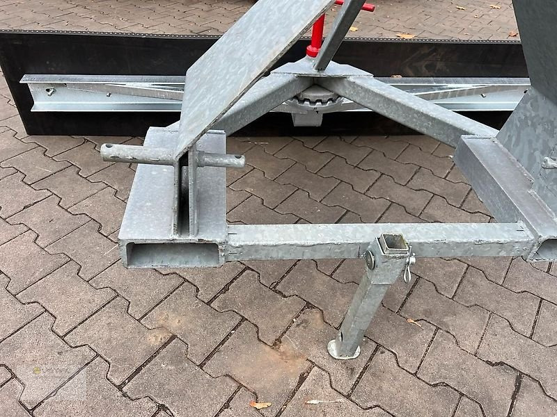 Hoja de bulldozer Vemac Gummischieber 170cm verstellbar Gülleschieber Stapler Traktor NEU: foto 19 Hoja de bulldozer Vemac Gummischieber 170cm verstellbar Gülleschieber Stapler Traktor NEU: foto 19