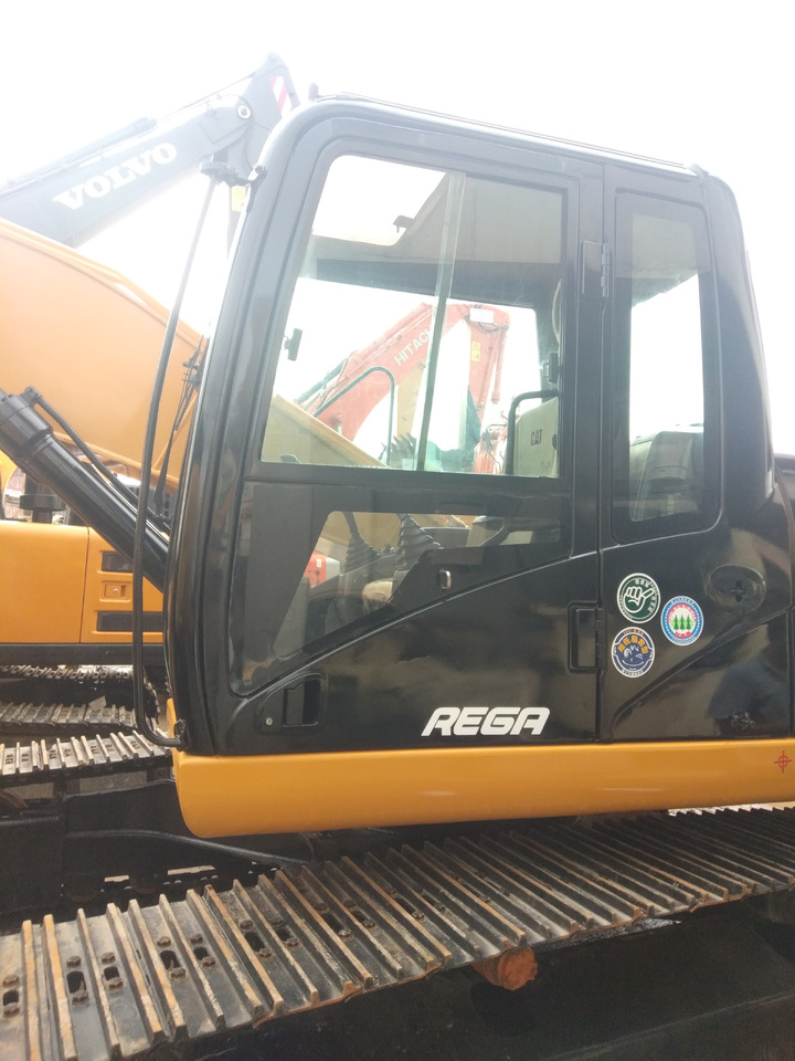 CATERPILLAR 323DL - Excavadora de cadenas: foto 3 CATERPILLAR 323DL - Excavadora de cadenas: foto 3