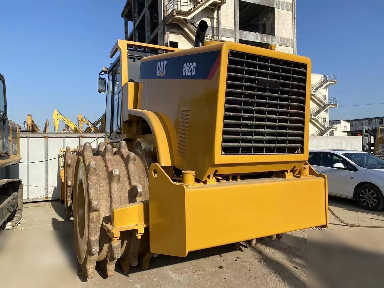 CATERPILLAR 826G - Compactador: foto 2 CATERPILLAR 826G - Compactador: foto 2