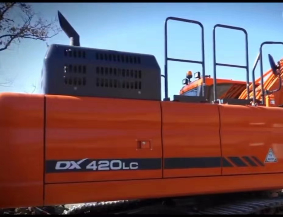 DOOSAN DX420LC - Excavadora de cadenas: foto 1 DOOSAN DX420LC - Excavadora de cadenas: foto 1