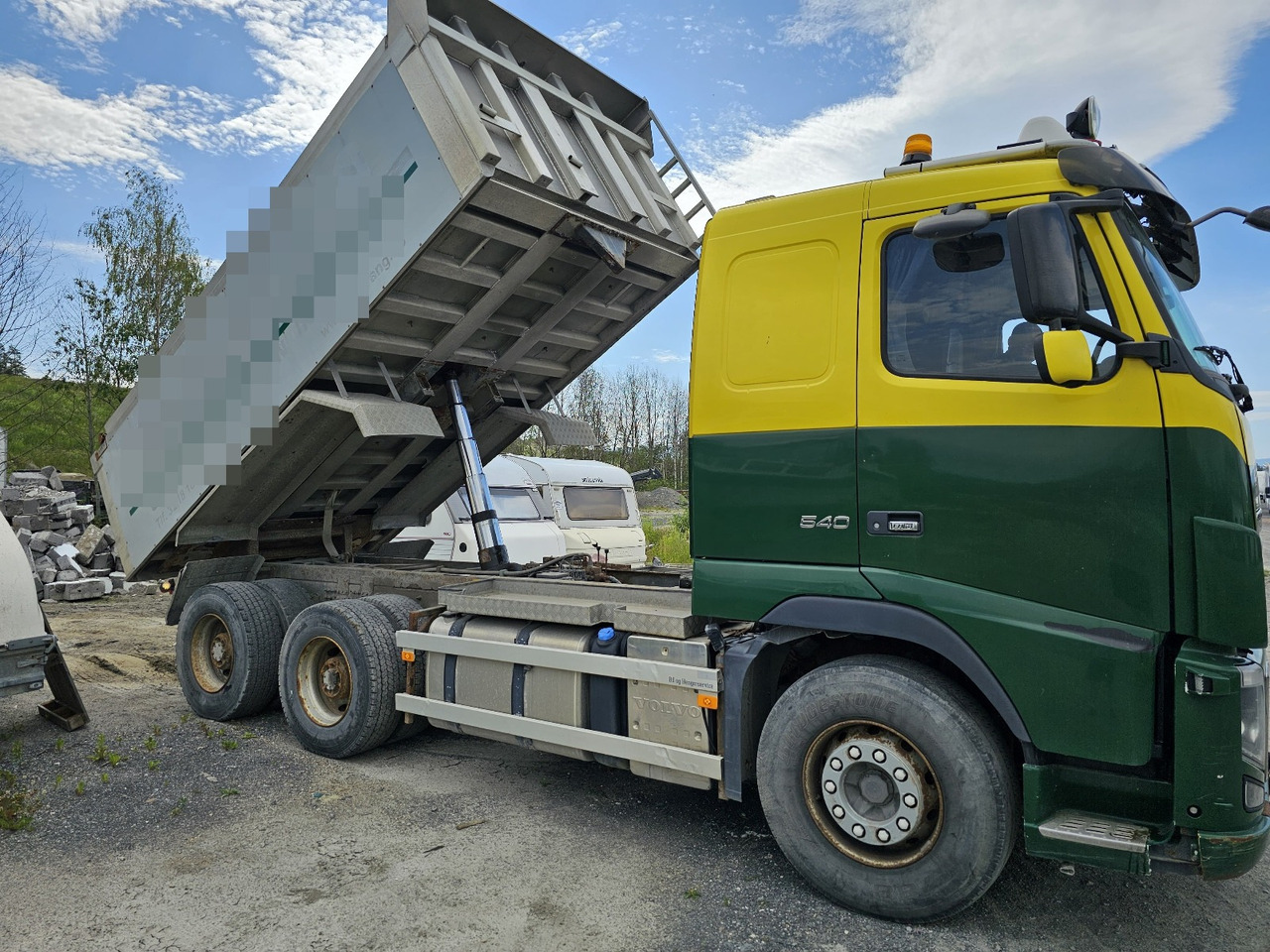 Volvo FH16 540 6x4 Retarder - Camión volquete: foto 2 Volvo FH16 540 6x4 Retarder - Camión volquete: foto 2