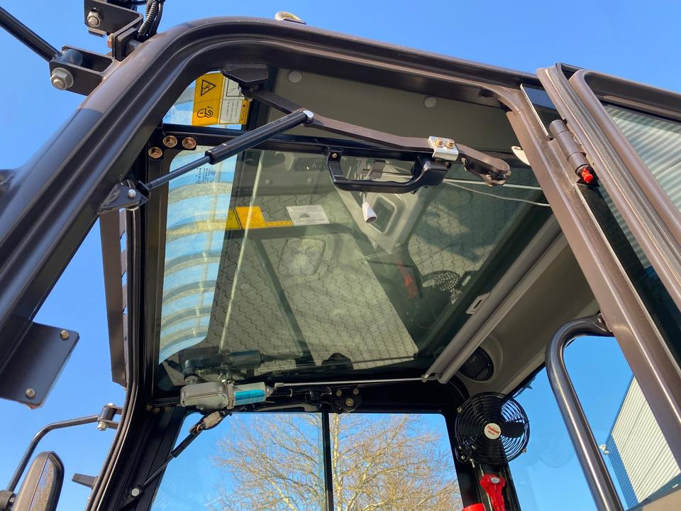 Miniexcavadora, Remolque Minibagger BK2000NKSR + Tieflader + Zubehör *INKL.19% MWST*BERGER KRAUS*KUBOTA* KLIMA*SCHWENKARM*VERSTELLFAHRWERK*: foto 11