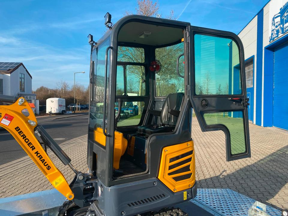 Minibagger BK950KS + Tieflader + Zubehör *INKL.19% MWST*BERGER KRAUS*KABINE*SOFORT!* - Miniexcavadora: foto 5 Minibagger BK950KS + Tieflader + Zubehör *INKL.19% MWST*BERGER KRAUS*KABINE*SOFORT!* - Miniexcavadora: foto 5