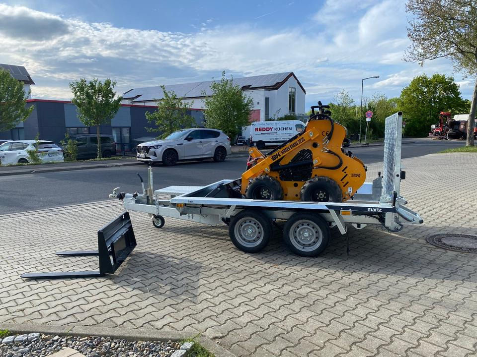 Radlader / Minilader BK323S mit Gabelpaket und Tieflader *INKL.19% MWST*BERGER KRAUS*BRIGGS&STRATTON*SOFORT!* - Minicargadora: foto 3 Radlader / Minilader BK323S mit Gabelpaket und Tieflader *INKL.19% MWST*BERGER KRAUS*BRIGGS&STRATTON*SOFORT!* - Minicargadora: foto 3