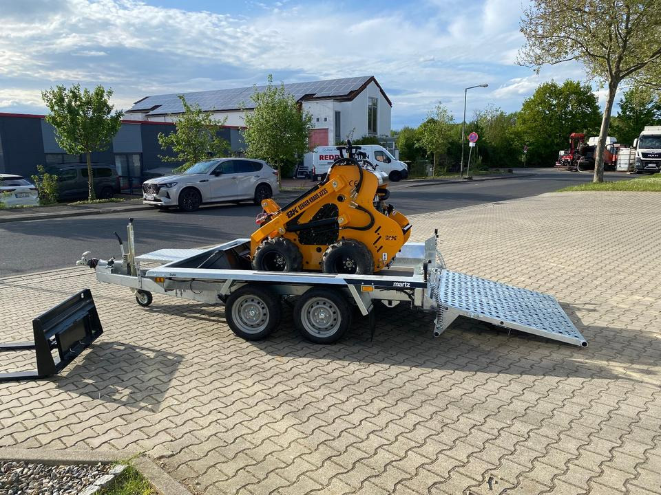 Radlader / Minilader BK323S mit Gabelpaket und Tieflader *INKL.19% MWST*BERGER KRAUS*BRIGGS&STRATTON*SOFORT!* - Minicargadora: foto 5 Radlader / Minilader BK323S mit Gabelpaket und Tieflader *INKL.19% MWST*BERGER KRAUS*BRIGGS&STRATTON*SOFORT!* - Minicargadora: foto 5