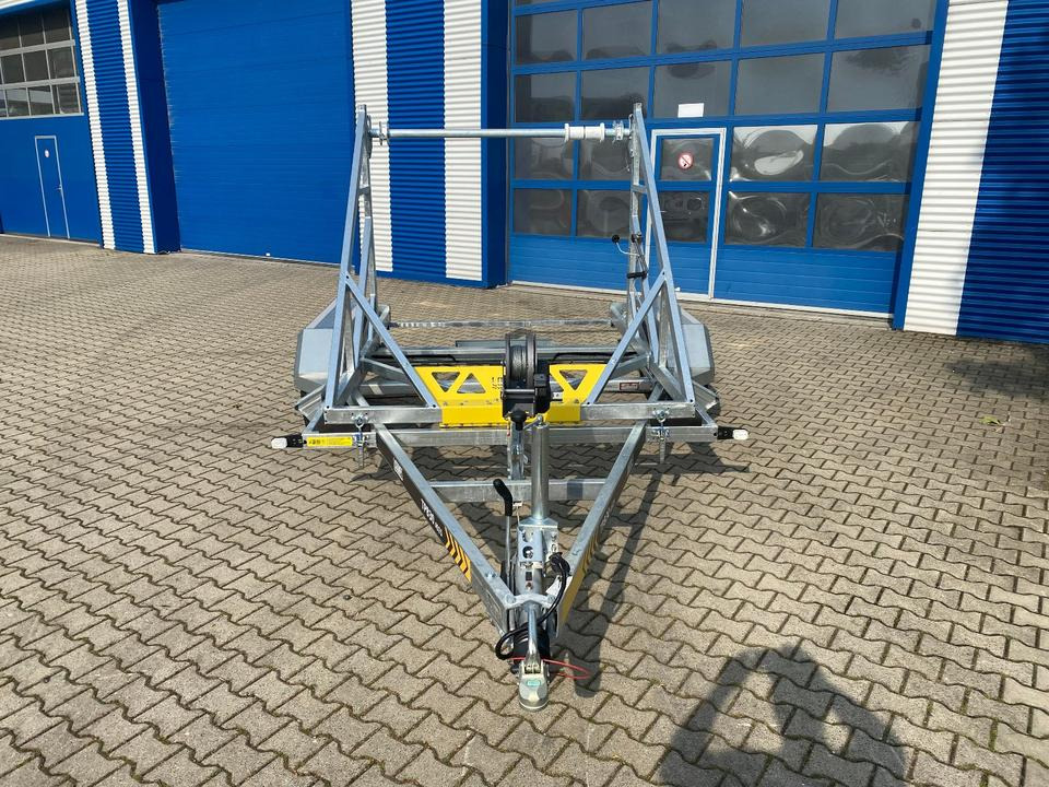 Vermietung / Kabelanhänger 2700KG / Nutzlast 2094KG / Kabeltrommel-Anhänger / Glasfaser/ 1 Monat - Remolque portabobinas: foto 1 Vermietung / Kabelanhänger 2700KG / Nutzlast 2094KG / Kabeltrommel-Anhänger / Glasfaser/ 1 Monat - Remolque portabobinas: foto 1