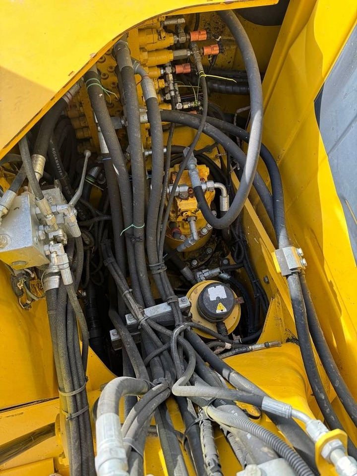 Excavadora de ruedas Komatsu PW 148-8: foto 7