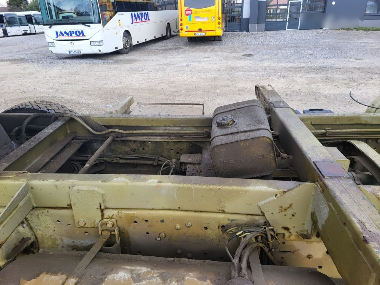 Camión volquete Scania 82M: foto 8