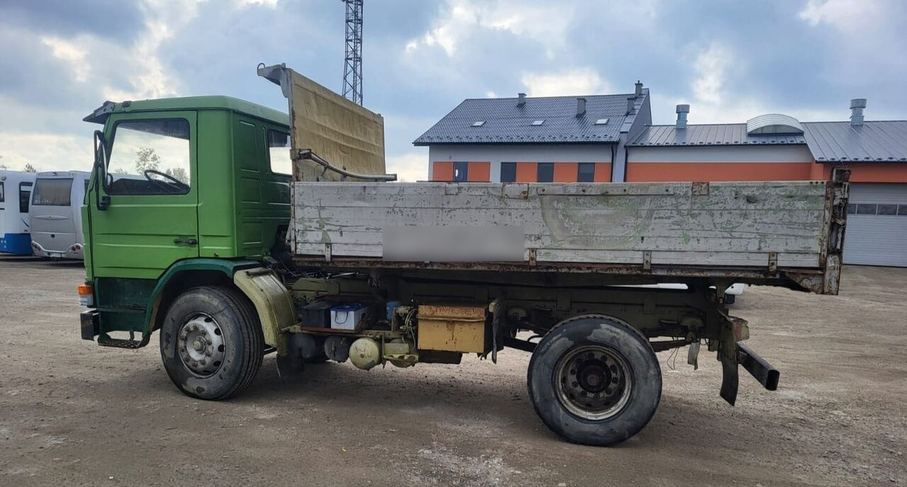 Camión volquete Scania 82M: foto 13