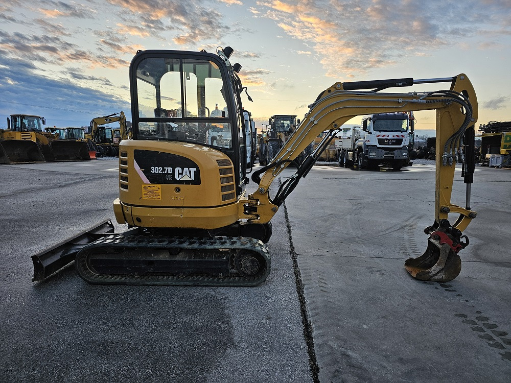 CATERPILLAR 302.7DCR - Miniexcavadora: foto 4 CATERPILLAR 302.7DCR - Miniexcavadora: foto 4