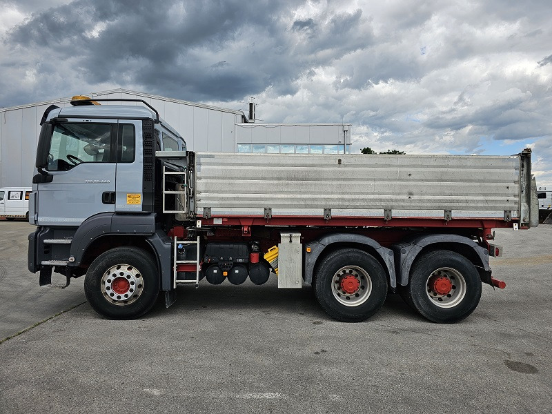 MAN TGS 26.440 6x4 EUR 6 Intarder kipper - Camión volquete: foto 5 MAN TGS 26.440 6x4 EUR 6 Intarder kipper - Camión volquete: foto 5