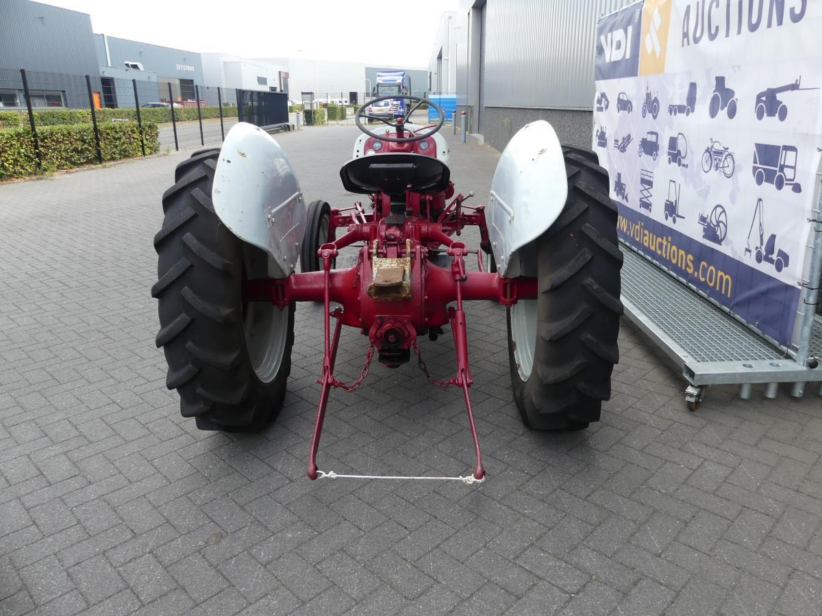 Tractor Ford 8N, Dearborn: foto 6