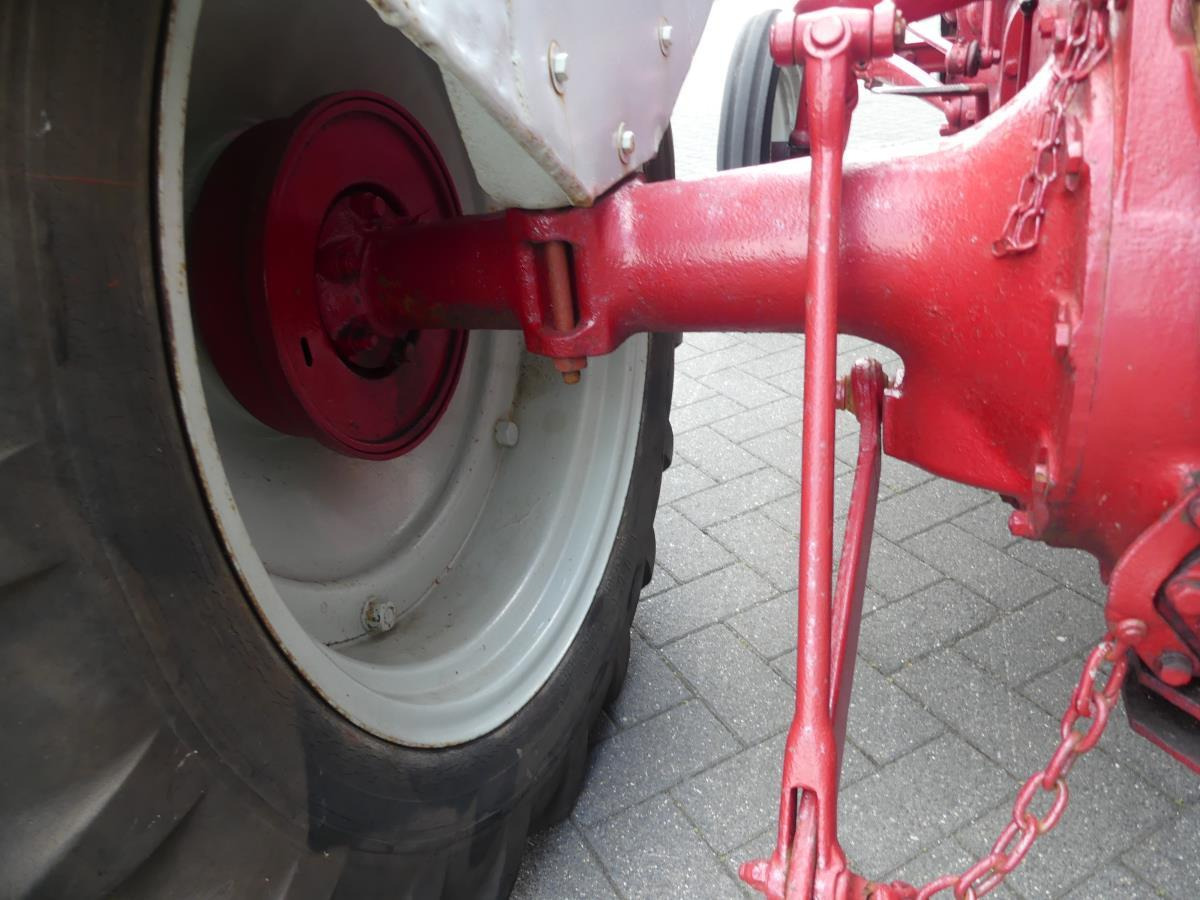 Tractor Ford 8N, Dearborn: foto 11