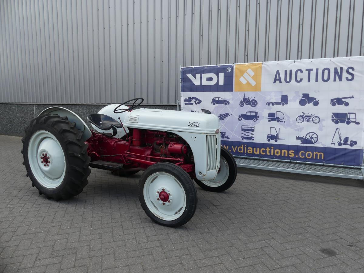 Tractor Ford 8N, Dearborn: foto 42