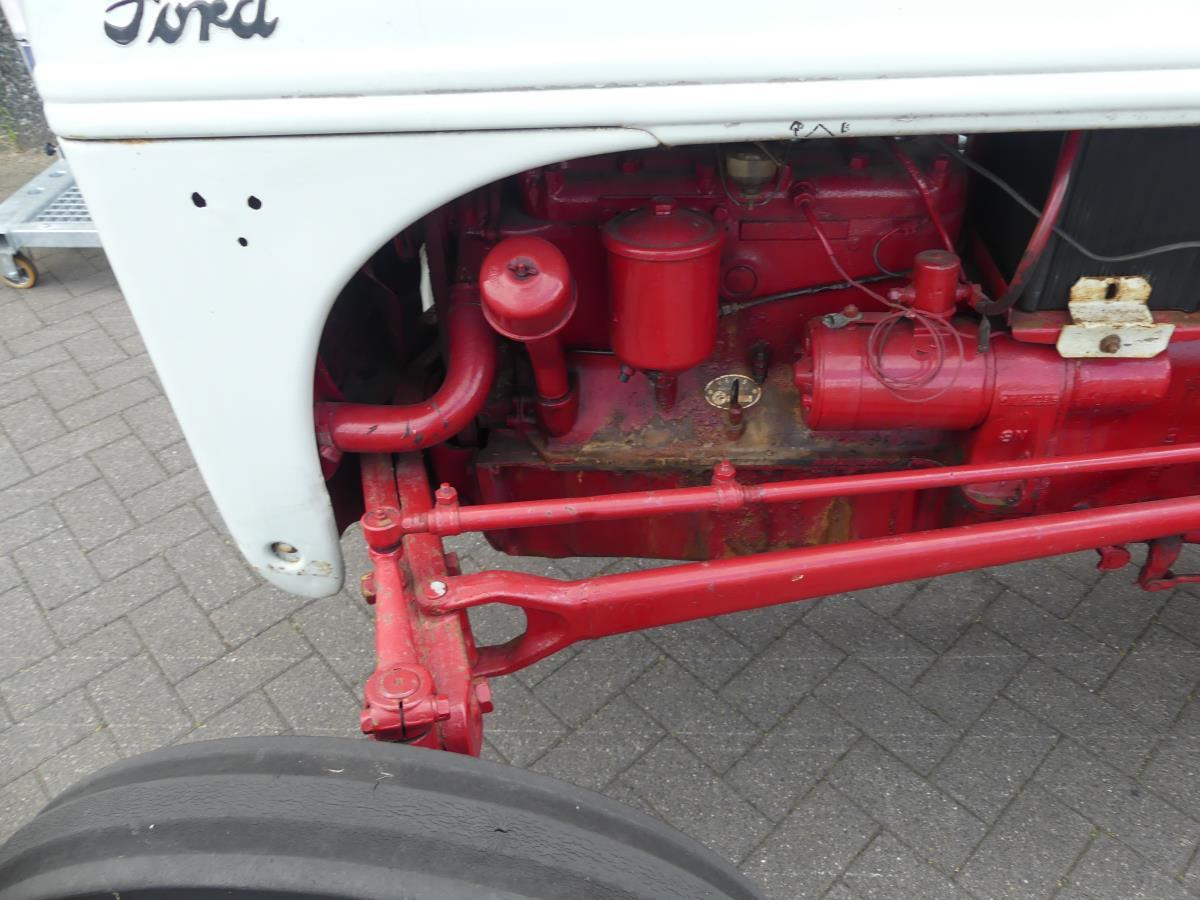 Tractor Ford 8N, Dearborn: foto 33