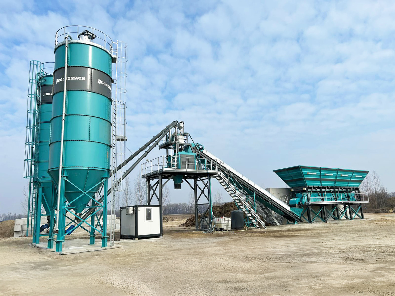 Constmach 60 m³/h Kompakte Betonmischanlage mit Band - Planta de hormigón: foto 1 Constmach 60 m³/h Kompakte Betonmischanlage mit Band - Planta de hormigón: foto 1