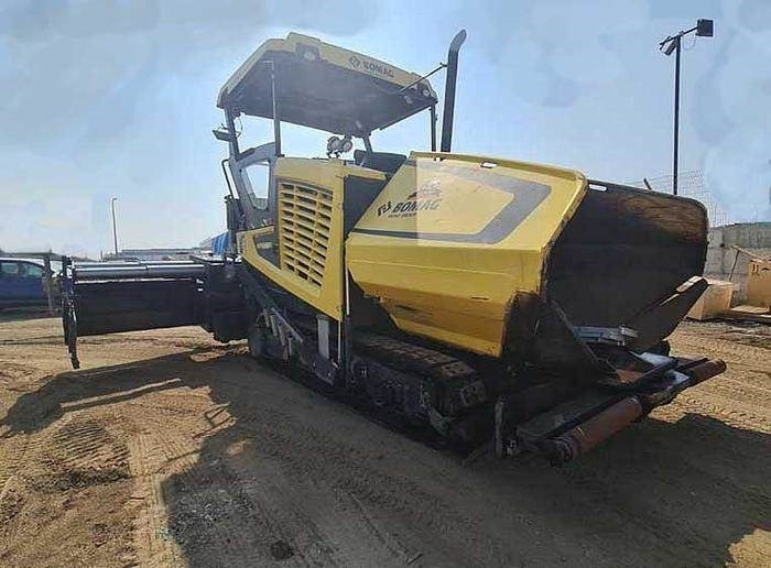 Bomag BF700C-2 - Pavimentadora de asfalto: foto 4 Bomag BF700C-2 - Pavimentadora de asfalto: foto 4