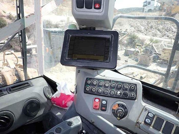 Cargadora de ruedas CAT 988K: foto 19