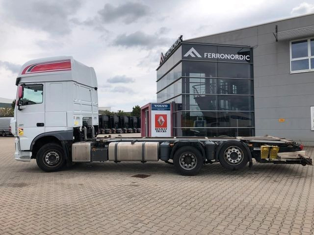 DAF XF460 SSC Liftachse*LBW*AHK*Standkl*Mega - Camión portacontenedore/ Intercambiable: foto 1 DAF XF460 SSC Liftachse*LBW*AHK*Standkl*Mega - Camión portacontenedore/ Intercambiable: foto 1
