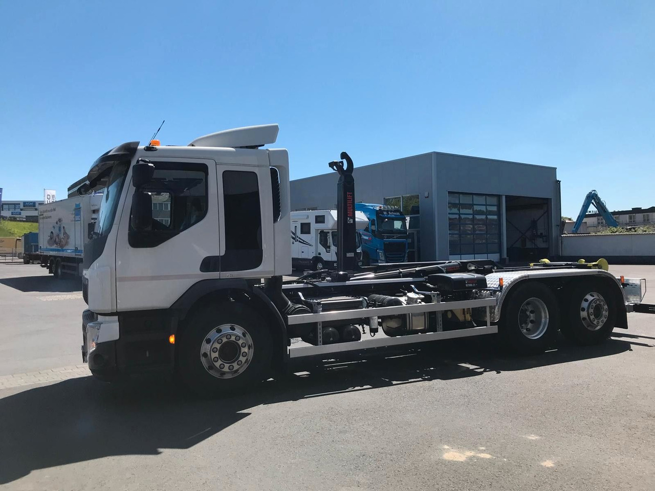 Volvo FE 320 6x2 - Camión multibasculante: foto 5 Volvo FE 320 6x2 - Camión multibasculante: foto 5