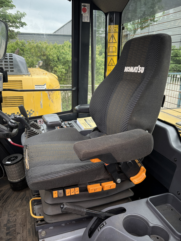 Cargadora de ruedas KOMATSU WA200PZ-6: foto 13 Cargadora de ruedas KOMATSU WA200PZ-6: foto 13