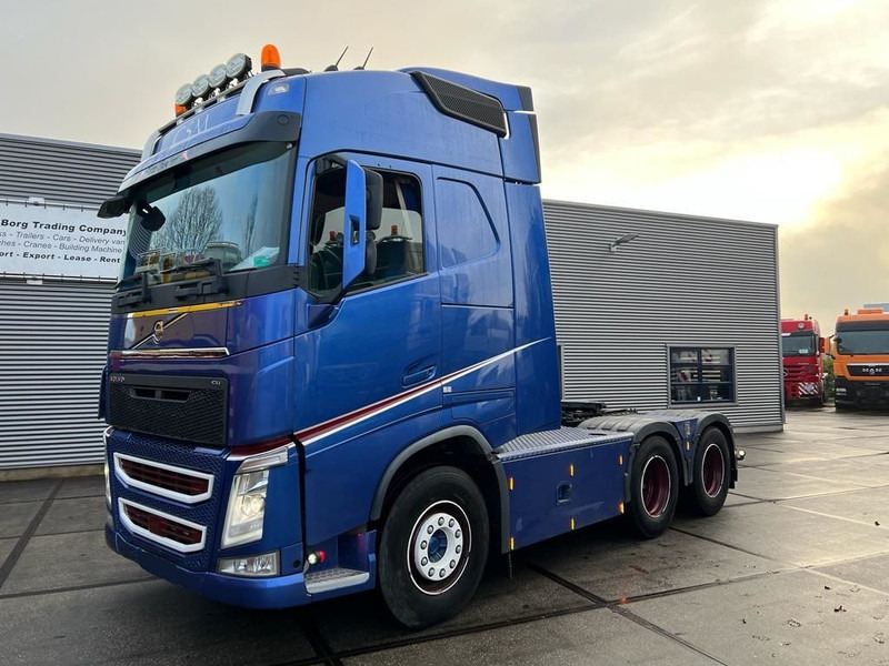Volvo FH 13.500 6x4 Tandem lift - Cabeza tractora: foto 1 Volvo FH 13.500 6x4 Tandem lift - Cabeza tractora: foto 1