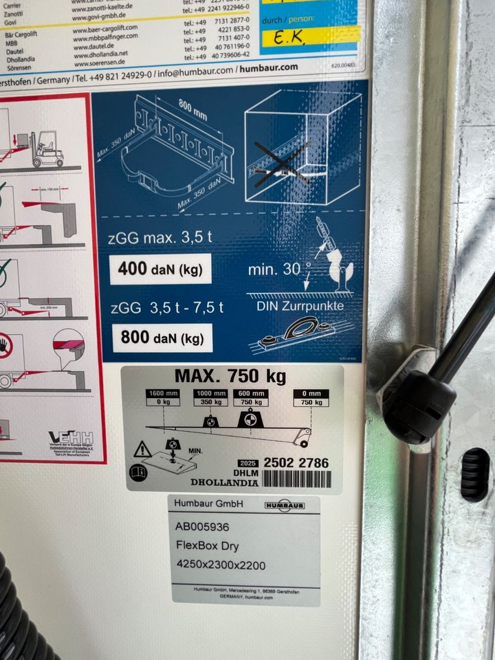 Leasing de Renault MASTER HUMBAUR KOFFER Renault MASTER HUMBAUR KOFFER: foto 11 Leasing de Renault MASTER HUMBAUR KOFFER Renault MASTER HUMBAUR KOFFER: foto 11