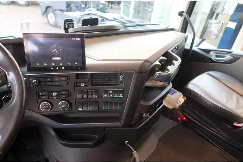 Volvo FH FH 500 Globetrotter Full Air suspension. - Cabeza tractora: foto 5 Volvo FH FH 500 Globetrotter Full Air suspension. - Cabeza tractora: foto 5